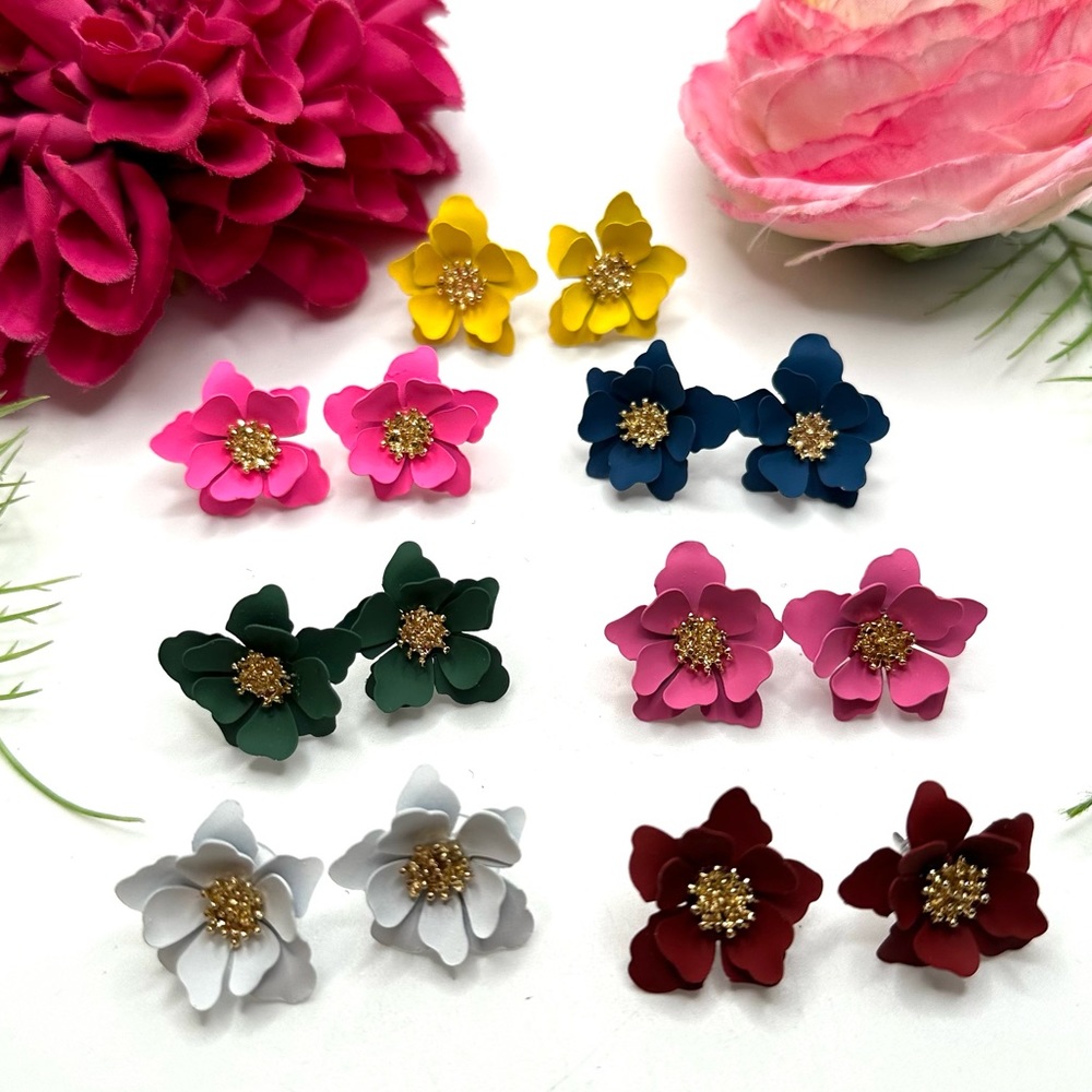 NEW⚜️Deep Blue Cherry Blossom Flower Earrings - Picture 6 of 6